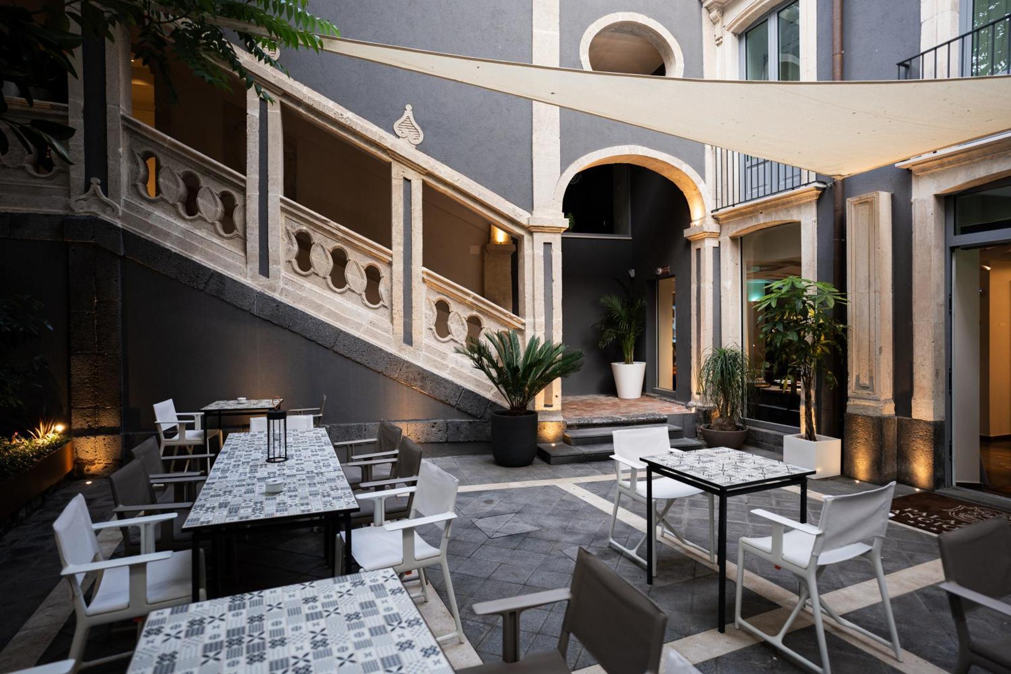 Palazzo Sangiorgio Catânia Exterior foto
